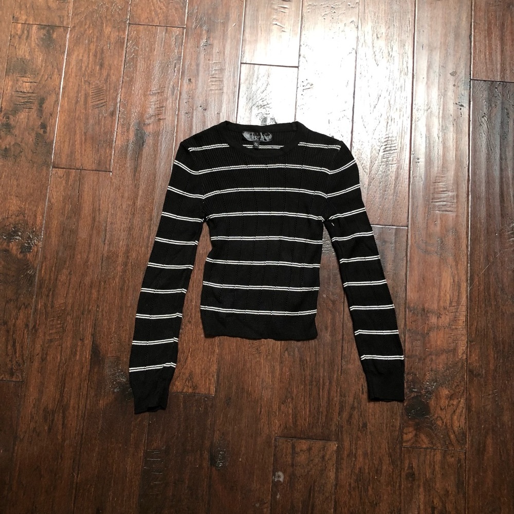 Adorable Topshop Sweater